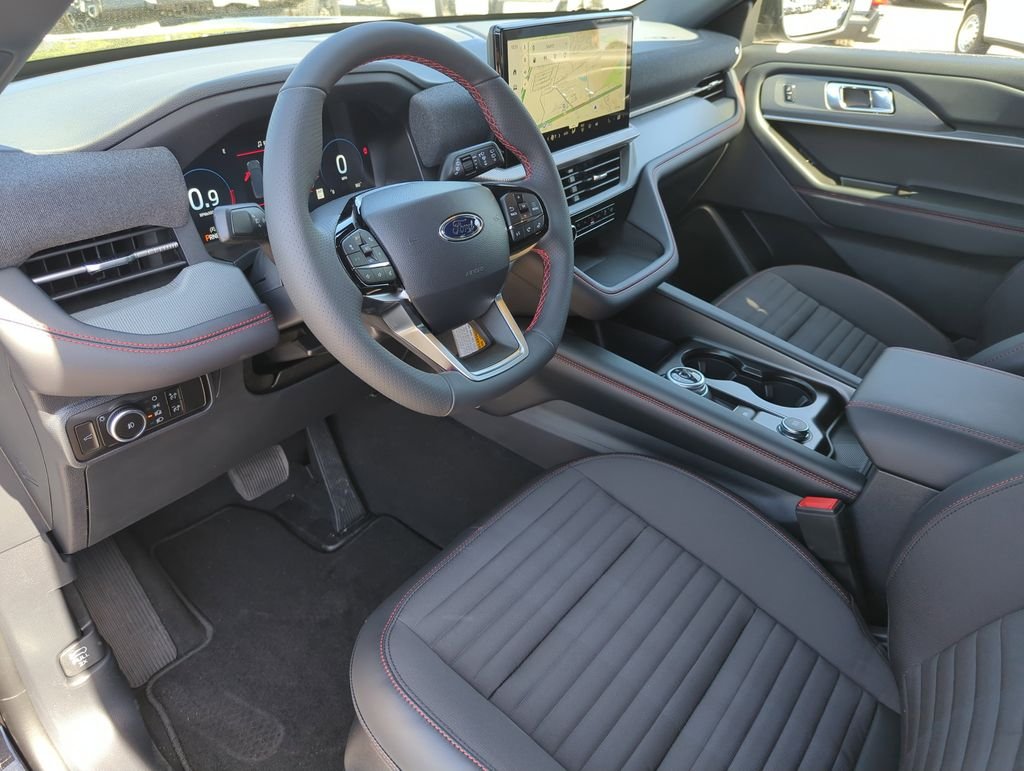New 2026 Agate Black Metallic Ford ST-Line image 11