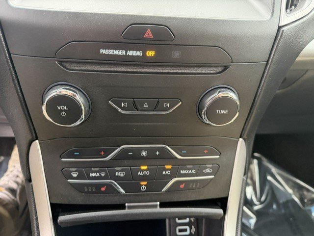 Used 2018 Blue Metallic Ford SEL image 20