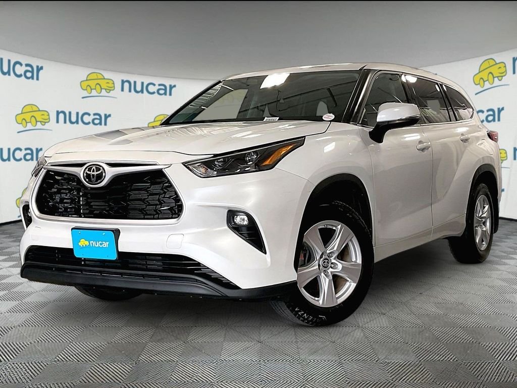 Used 2022 Beige Toyota LE image 3