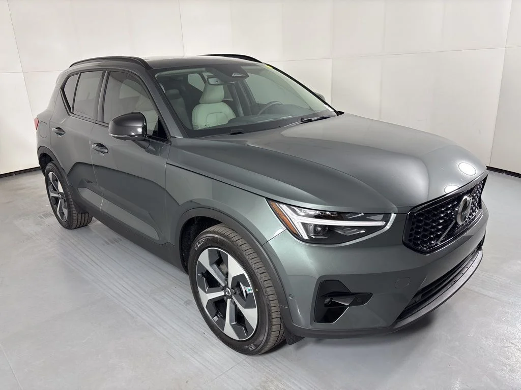 New 2026 Forest Lake Volvo Plus image 2