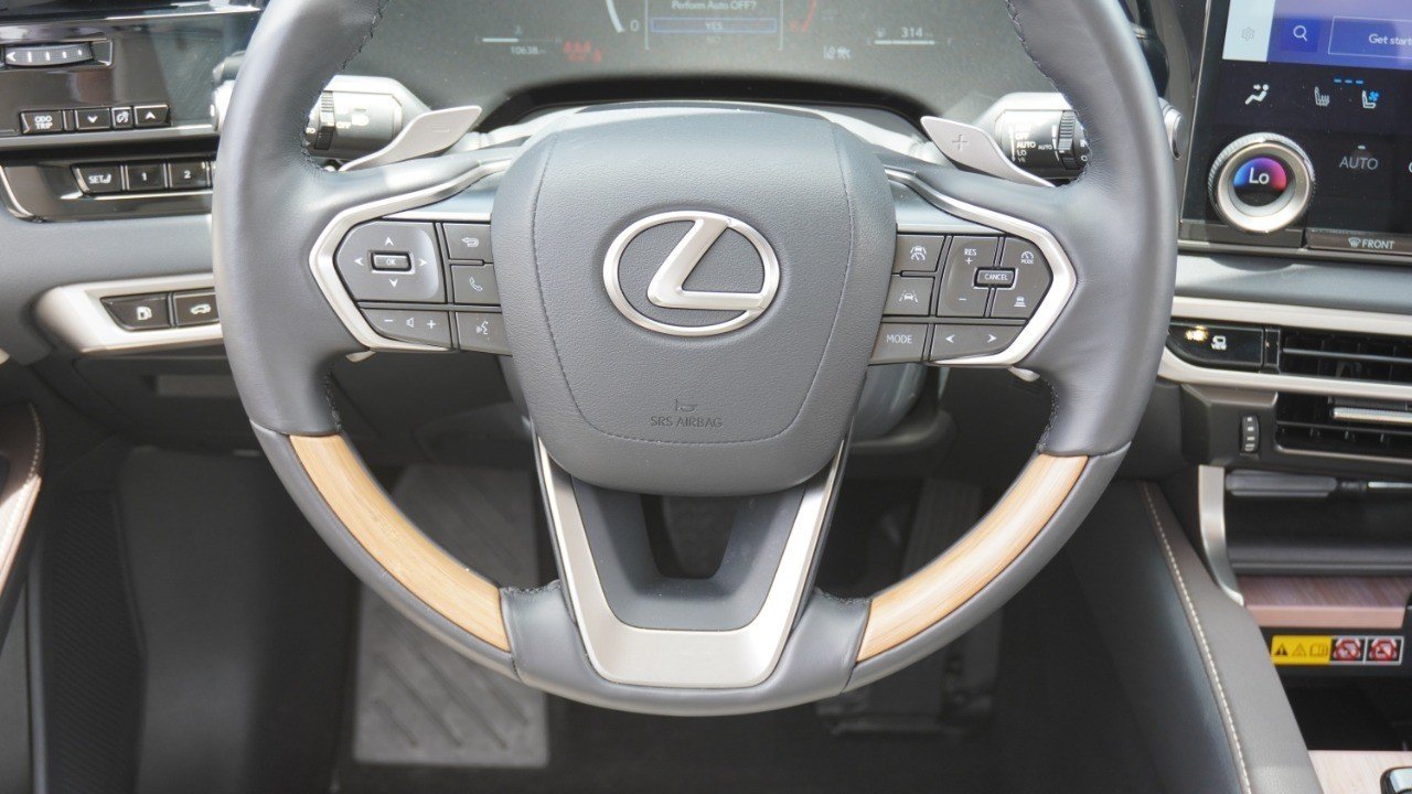 Certified Used 2025 SONIC CHROME Lexus RX 350 Premium Plus image 30