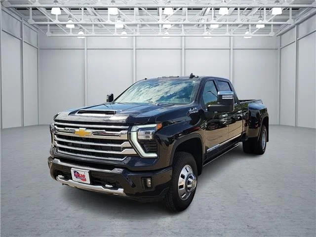 Used 2026 Black Chevrolet High Country 4x4 Crew Cab 8 ft. box 172 in. WB DRW image 1
