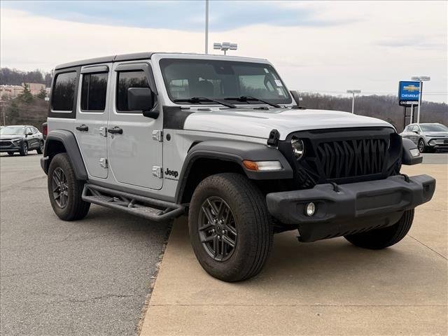 Used 2024 Silver Zynith Clearcoat Jeep Sport S image 7