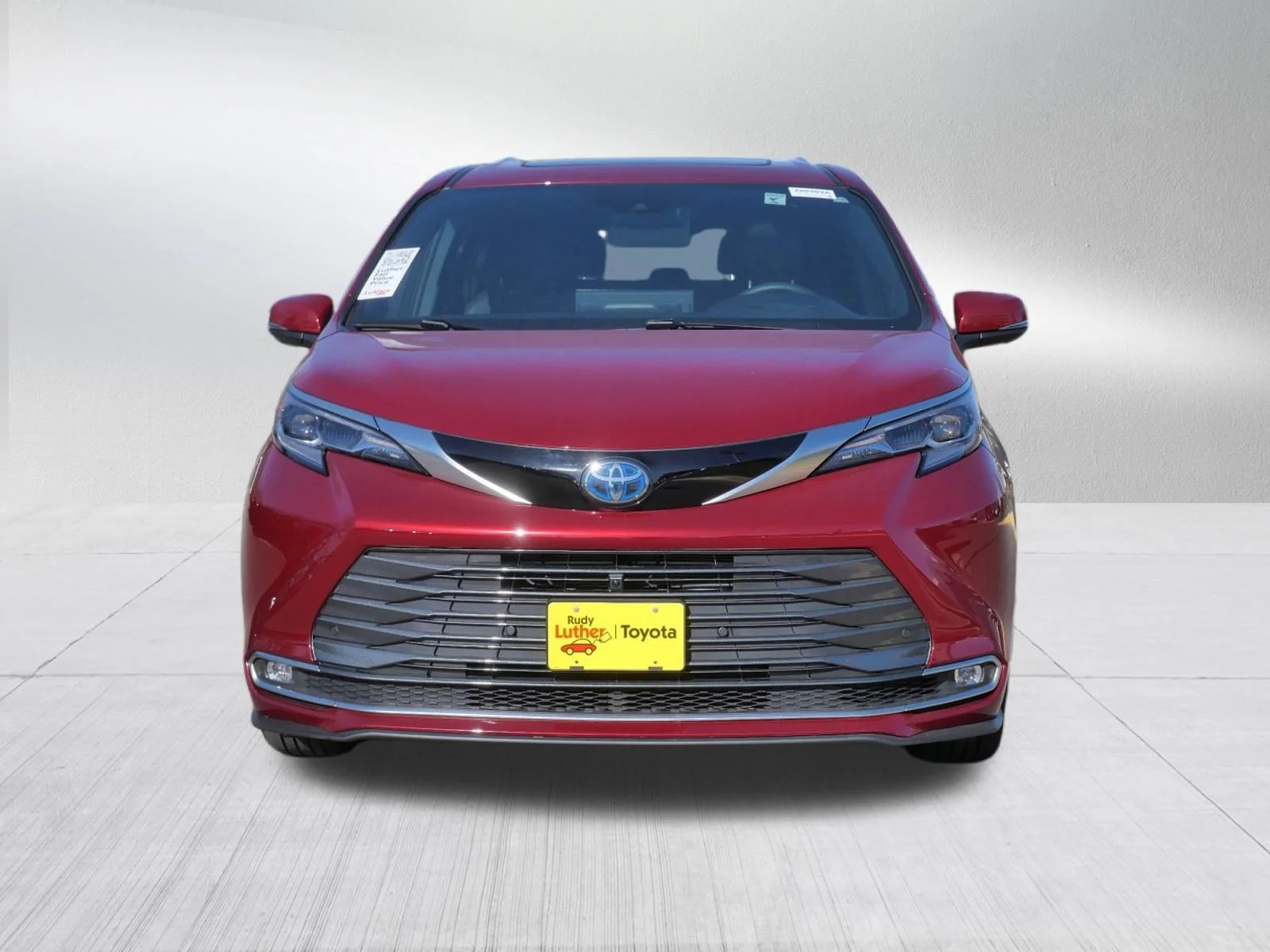 Certified 2025 Toyota Sienna Platinum with VIN 5TDESKFC2SS174648 for sale in Golden Valley, Minnesota