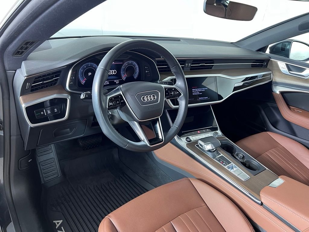 Used 2024  Audi 55 Prestige image 4