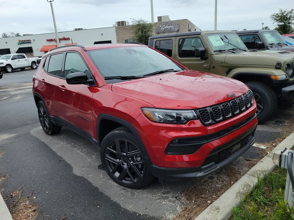 2026 Jeep Compass Latitude Altitude