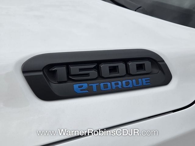 New 2026 Bright White Clear-Coat Exterior Paint RAM Big Horn/Lone Star image 18