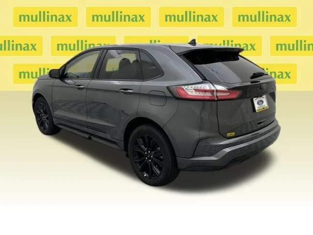 New 2024 Gray Ford SE image 3