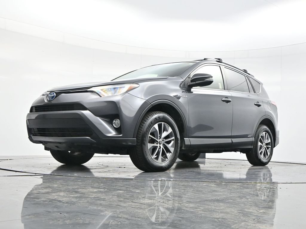 Used 2017 Magnetic Gray Metallic Toyota XLE image 44