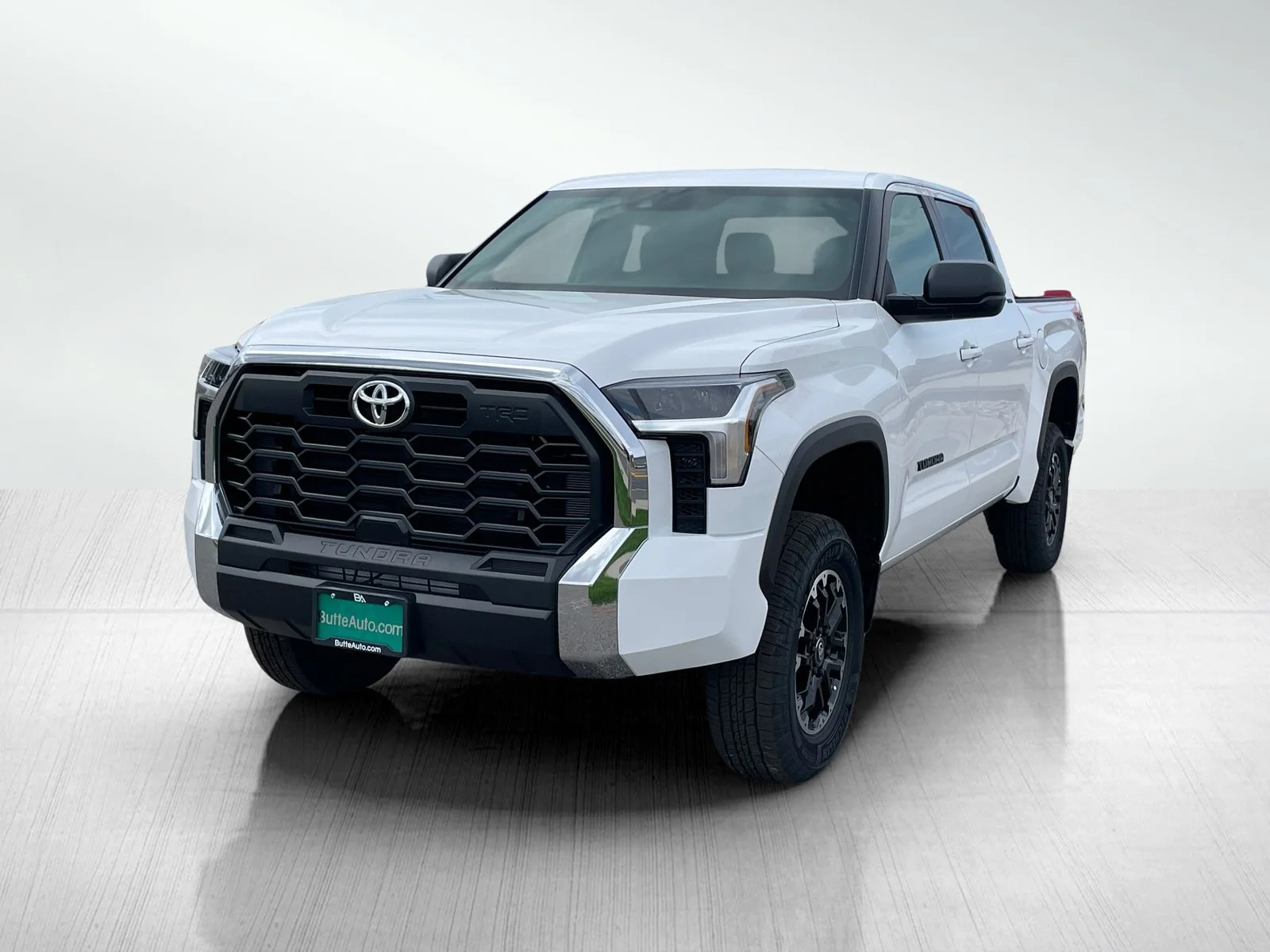 New 2026 Ice Cap Toyota SR5 image 7