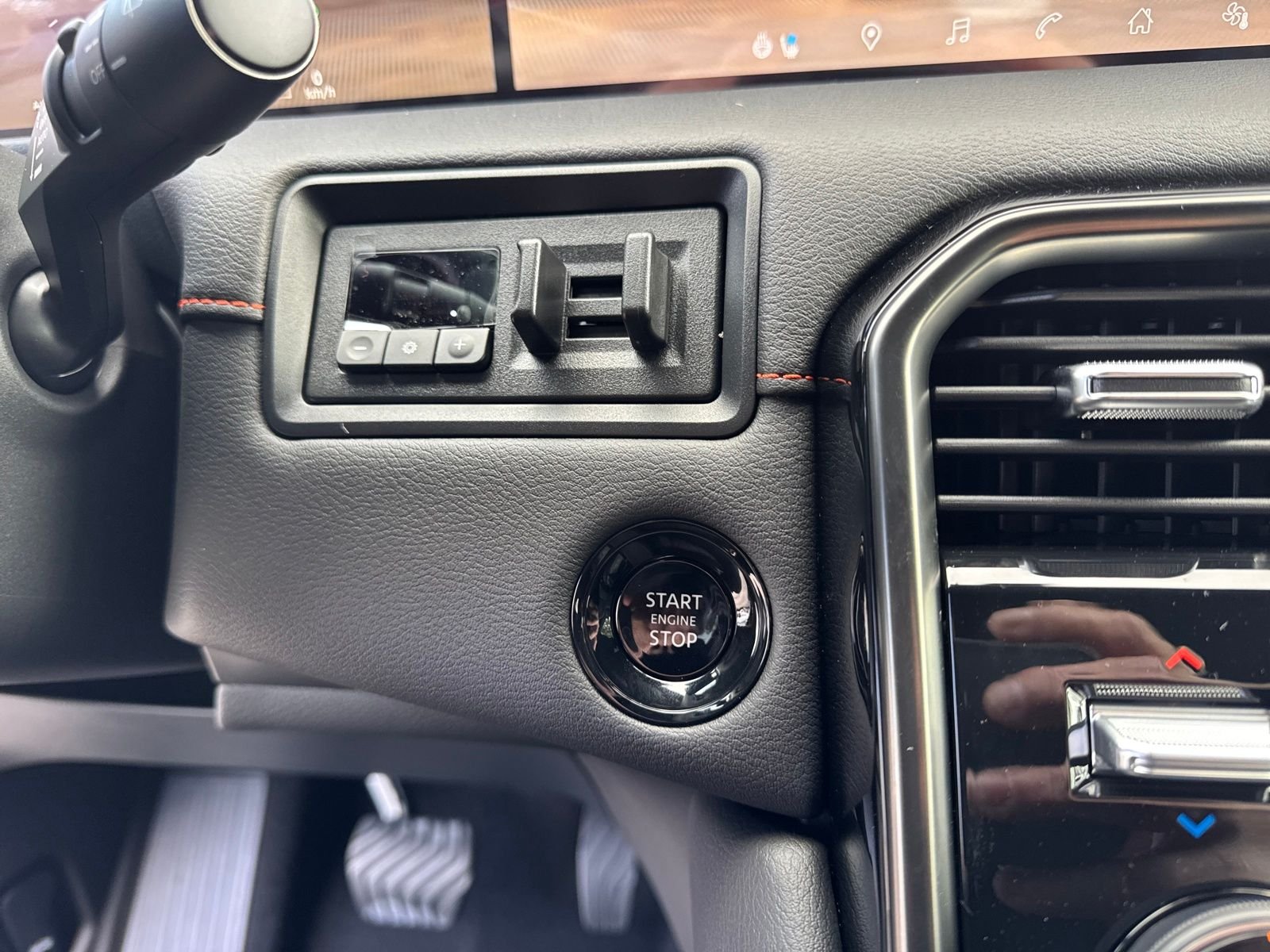 New 2026 Nissan Armada PRO-4X 4D Sport Utility