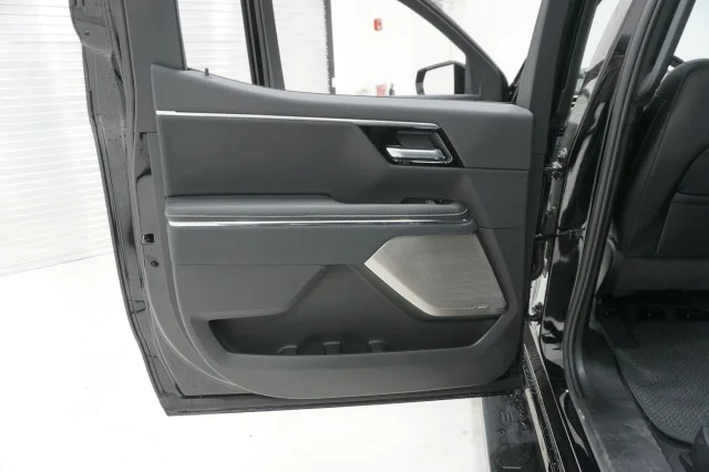 New 2025 Onyx Black GMC Max Range Denali image 29