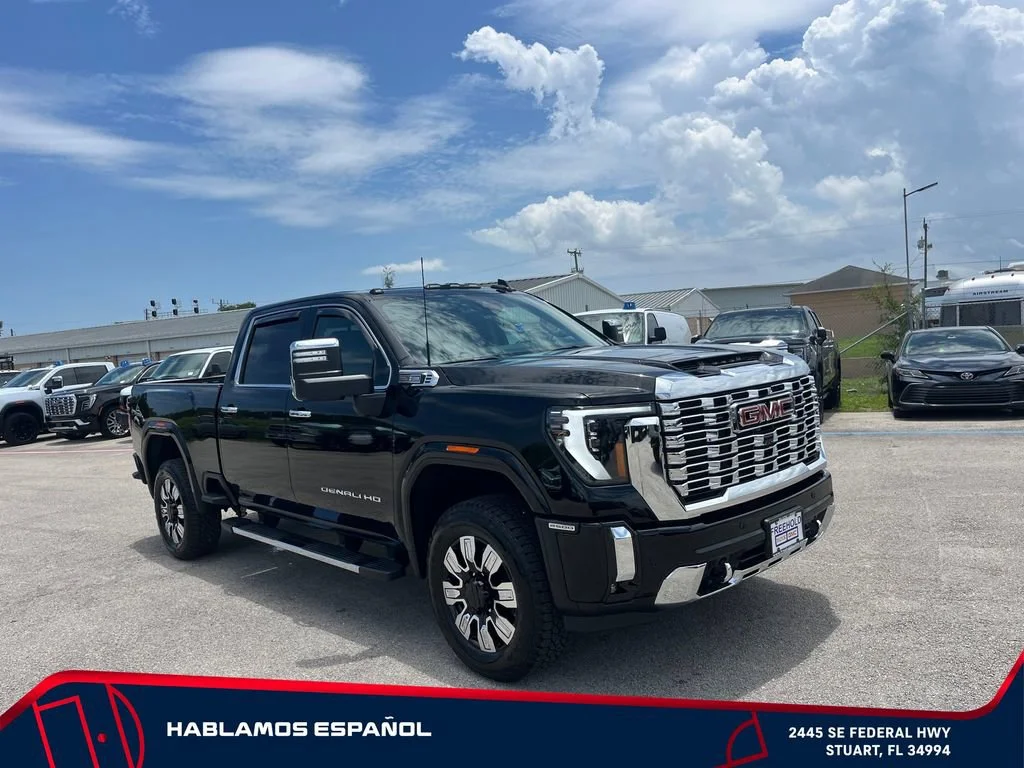 Used 2026 Onyx Black GMC Denali image 2
