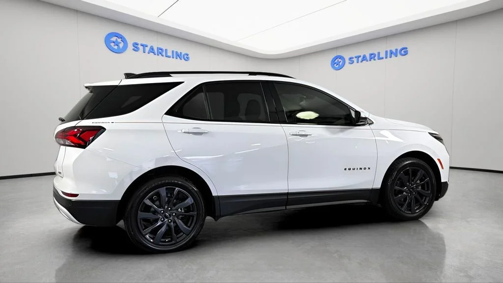 Used 2024 Summit White Chevrolet RS image 11