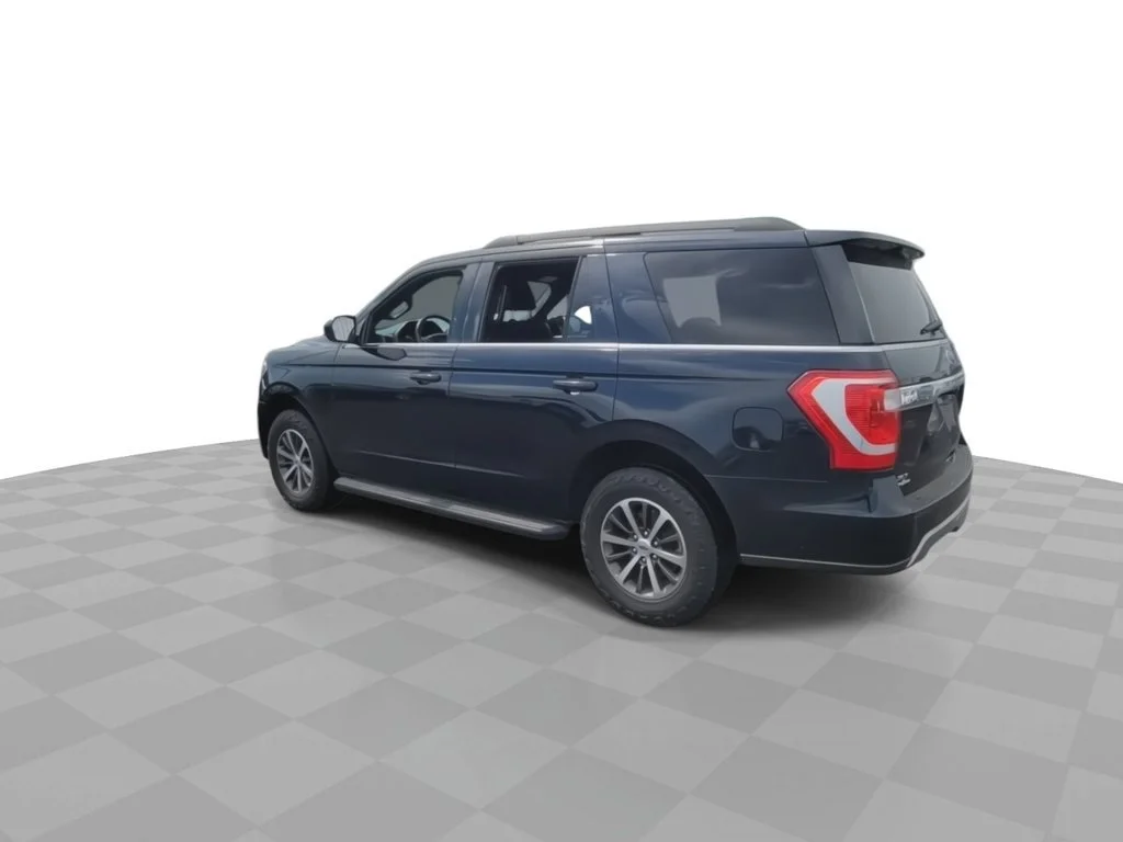 Used 2021 Blue Ford XLT image 6