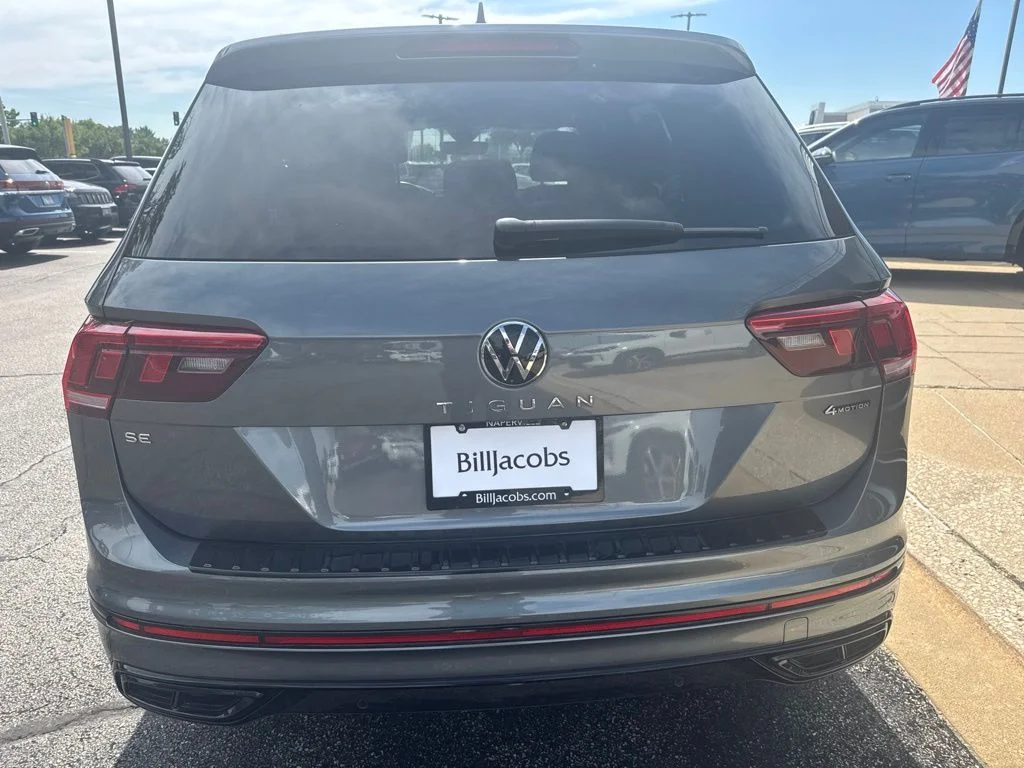 Used 2024 Platinum Gray Metallic Volkswagen 2.0T SE R-Line Black image 6