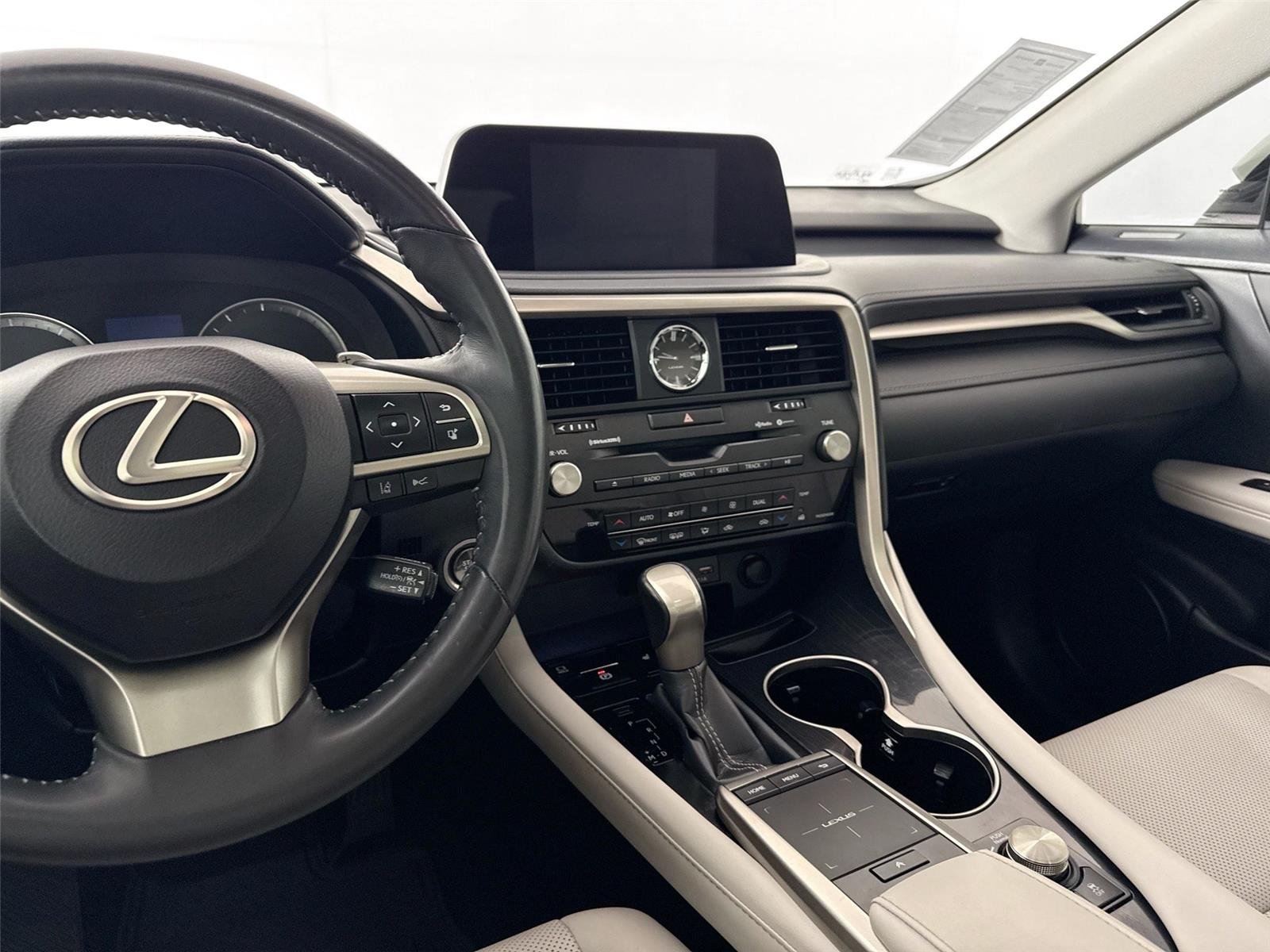 Used 2020 Eminent White Pearl Lexus RX 350 image 31