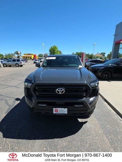 Used 2025  Toyota SR5 image 8