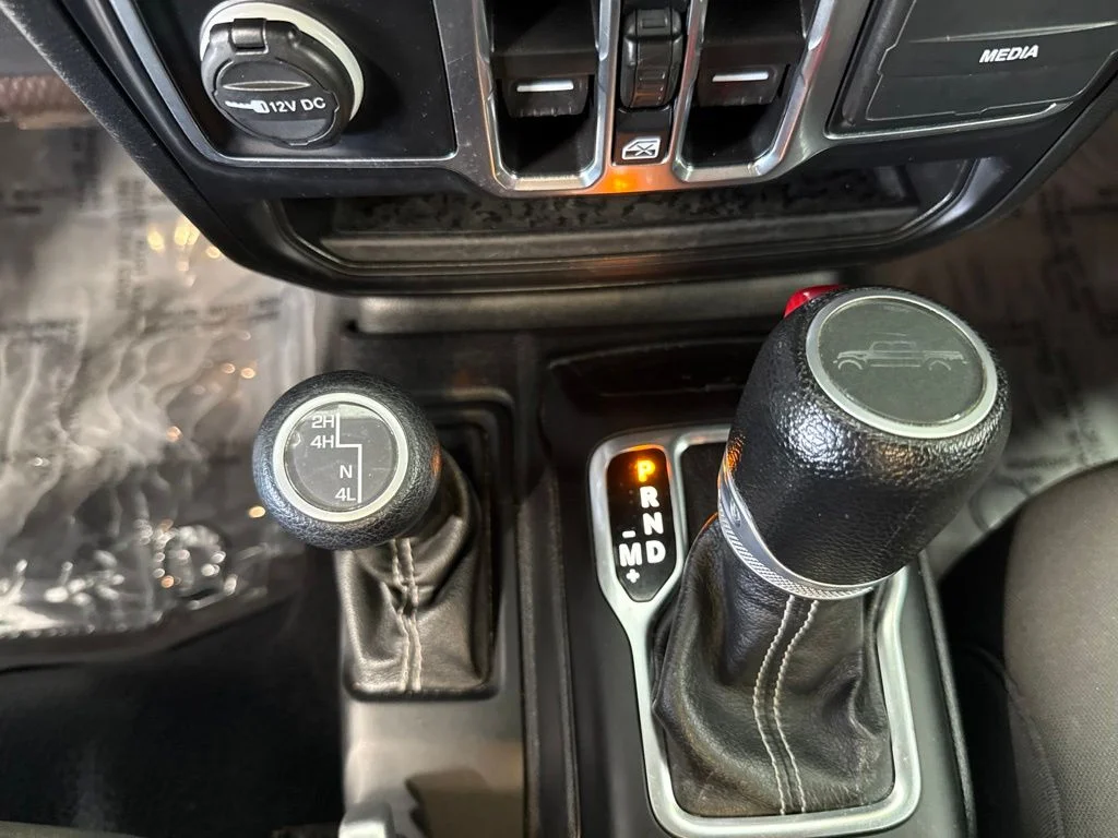 Used 2021 White Jeep Overland image 14