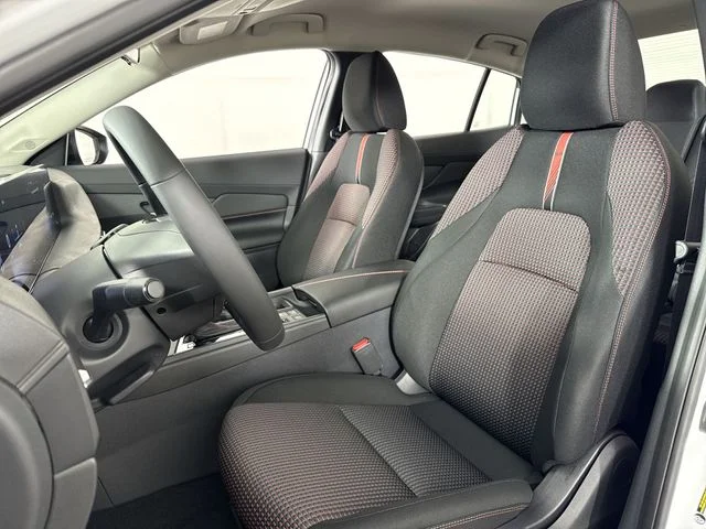 New 2027 Aspen White TriCoat / Super Black Two-tone Nissan SR image 11