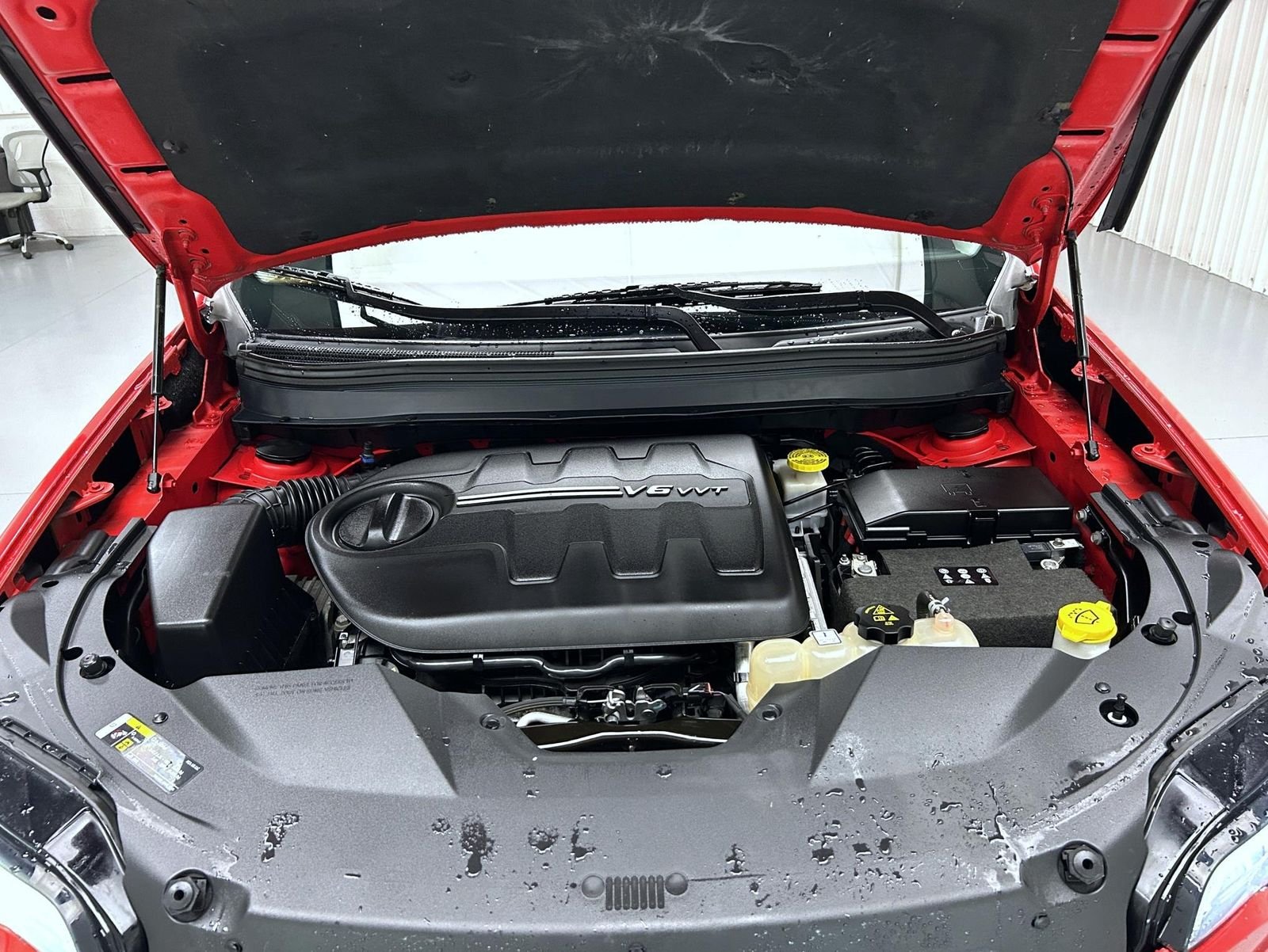 Used 2019 Red Jeep Trailhawk image 24