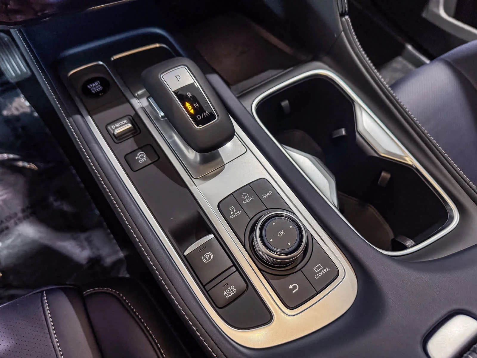 New 2026 MINERAL BLACK INFINITI Sport AWD image 22