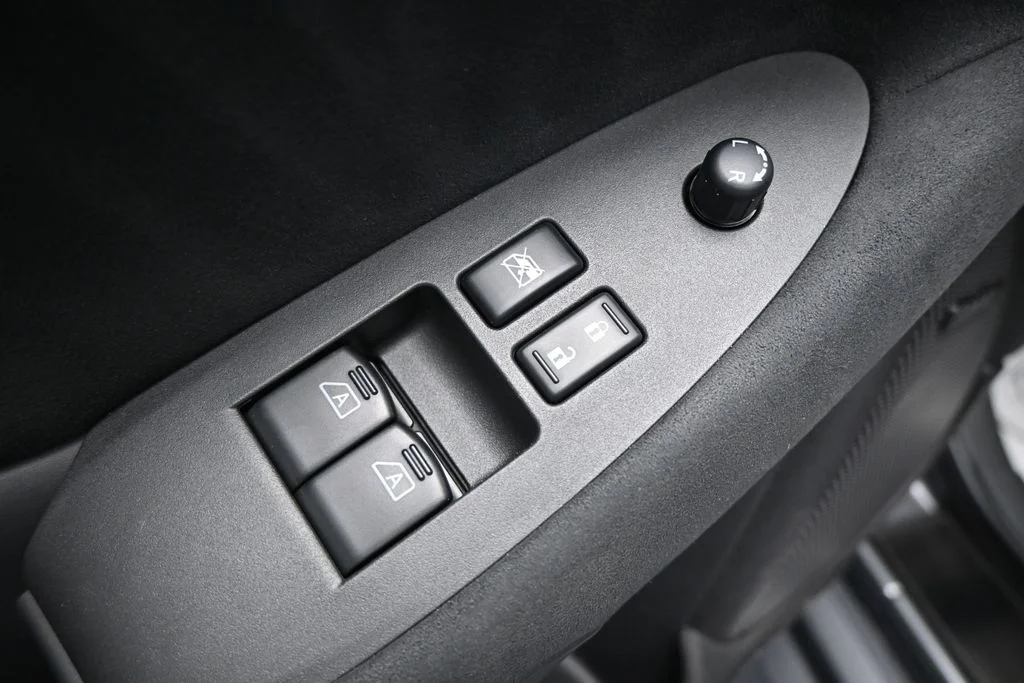 Used 2025 Gray Nissan Performance image 11