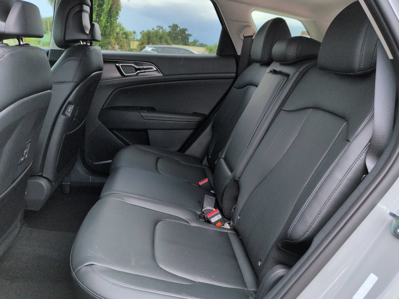 New 2027 Wolf Gray Kia SX image 16
