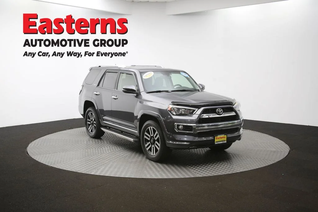Used 2015 Gray Toyota Limited image 114