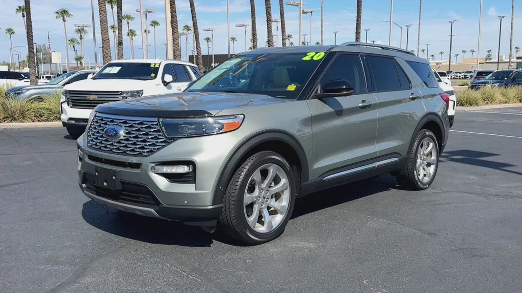 Used 2020 Green Ford Platinum image 5