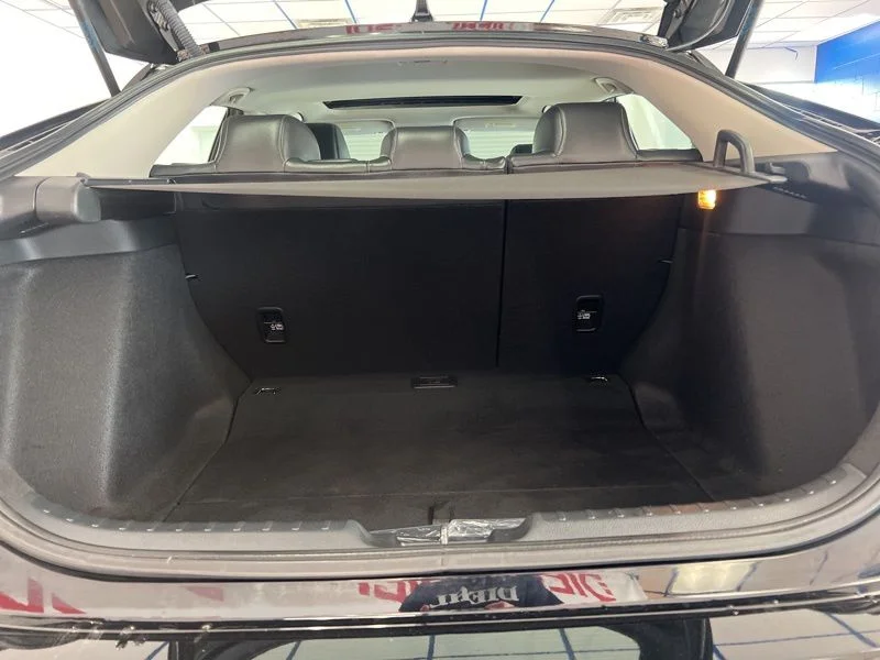 Used 2024  Honda EX-L image 8
