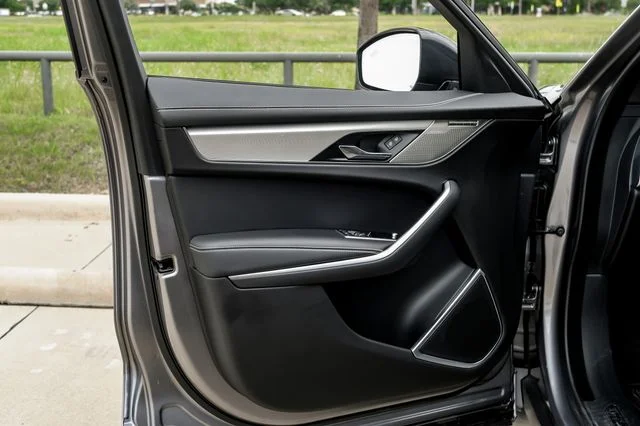 2026 Jaguar F-Pace R-Dynamic S - Photo 51
