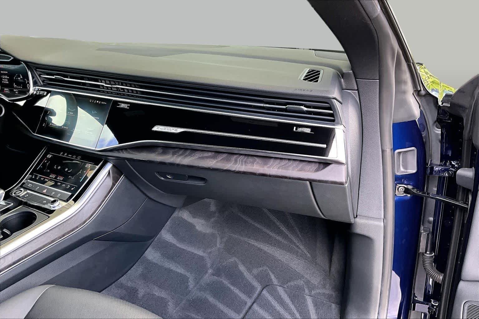 Used 2021 Navarra Blue Metallic Audi Premium Plus image 17