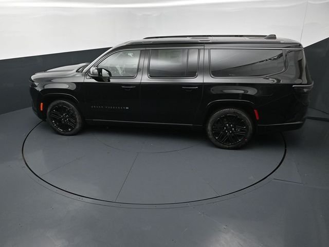 New 2026 High Gloss Black Exterior Paint Jeep Limited Reserve image 15