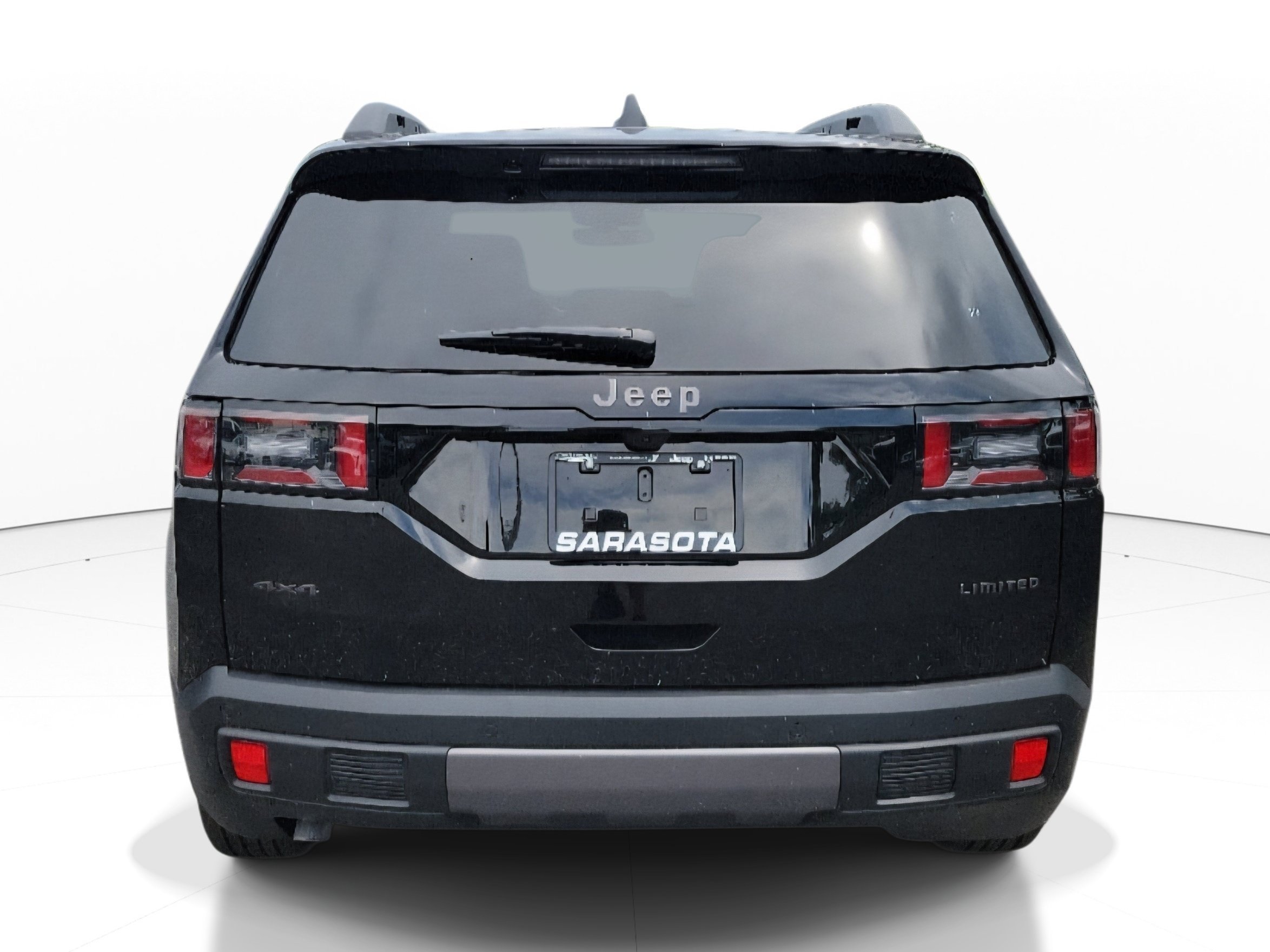 New 2026 Diamond Black Crystal Pearl-Coat Exterior Paint Jeep Limited image 5