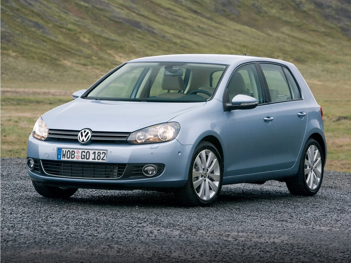 2013 Volkswagen Golf 2.0L 2-door TDI's photo