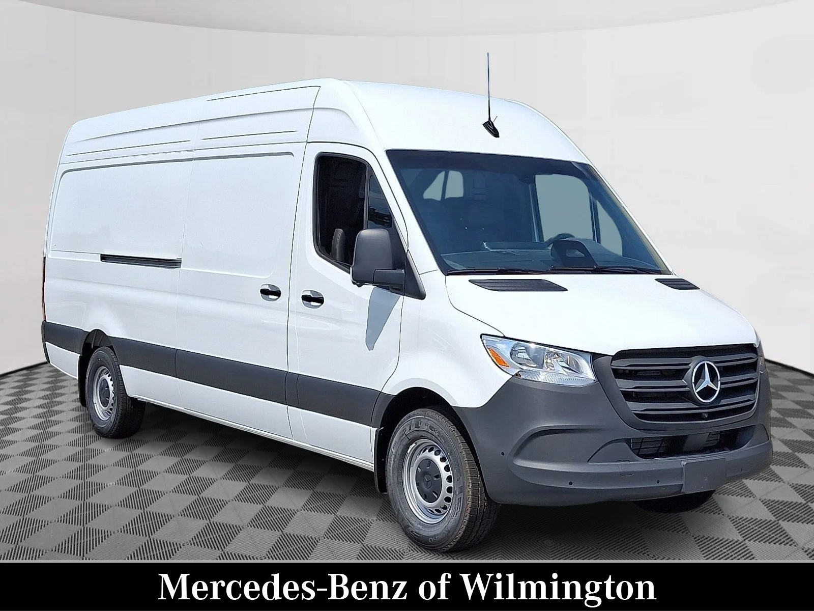 2025 Mercedes-Benz Sprinter 2500 170 WB High Roof's photo