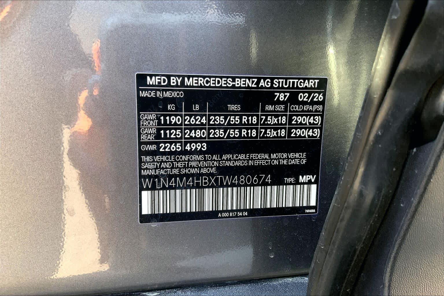 New 2026 Mountain Grey Metallic Mercedes-Benz GLB 250 image 25