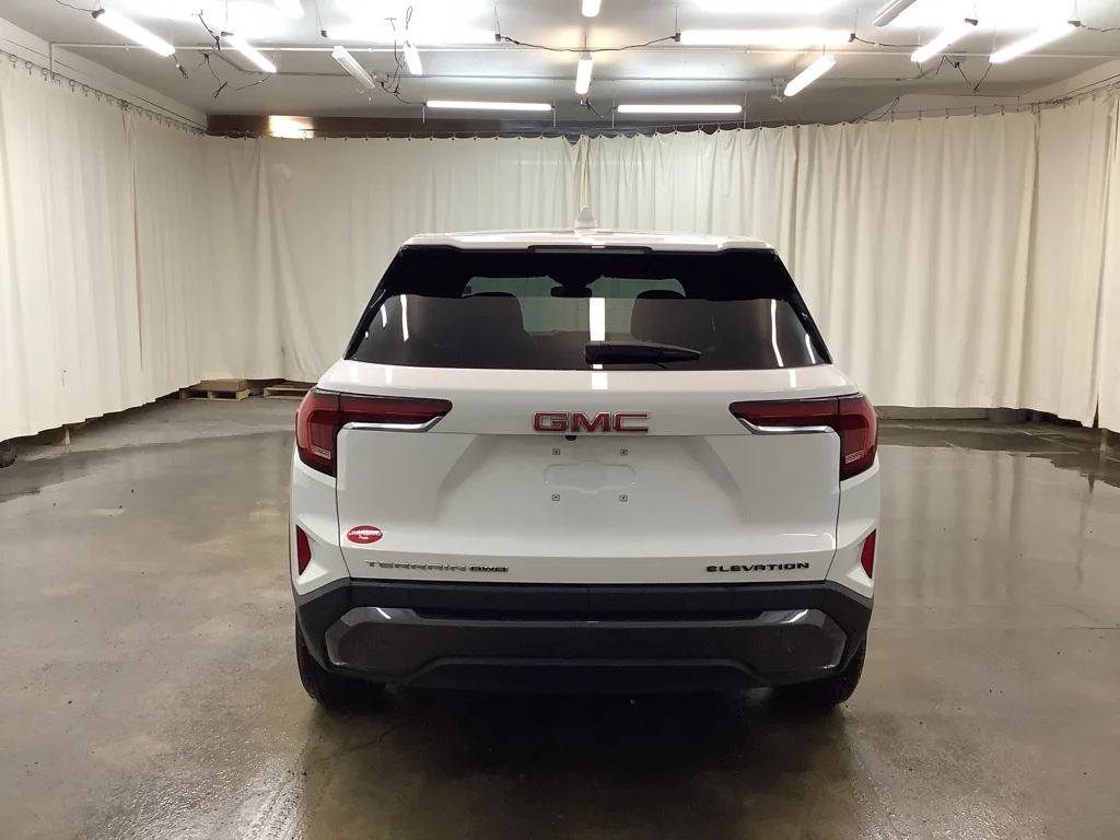 Used 2025 Summit White GMC AWD Elevation image 7