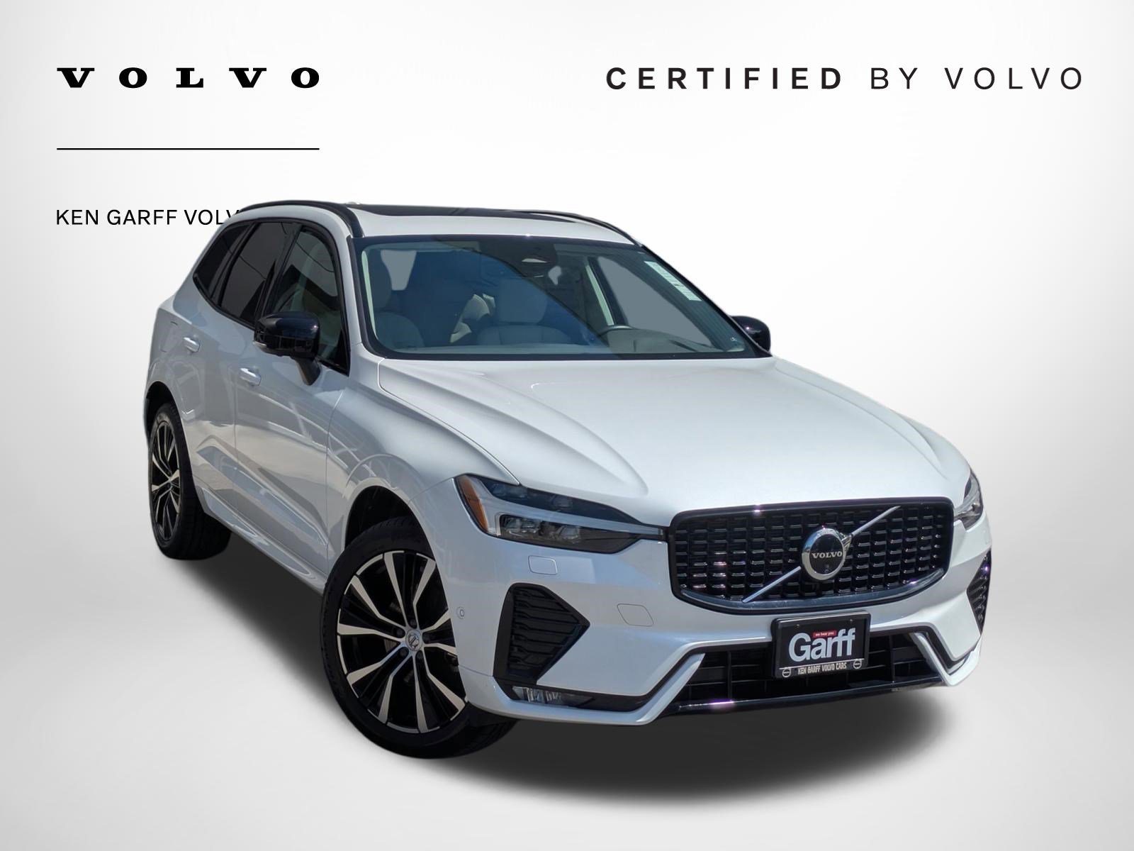2024 Volvo XC60 B5 Plus Dark Theme AWD's photo