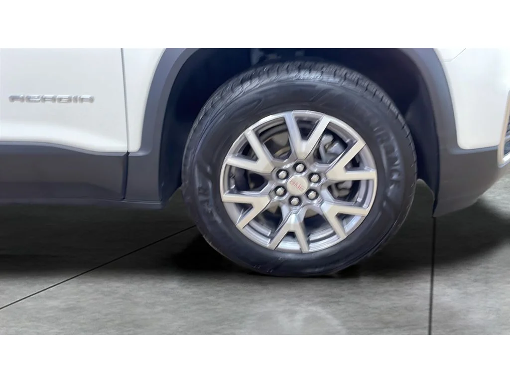 Used 2020 White Frost Tri-Coat GMC SLT image 21
