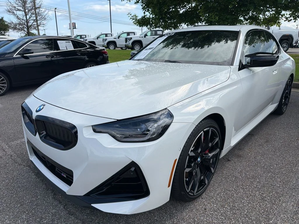 2025 BMW 2 Series M240i xDrive Coupe's photo