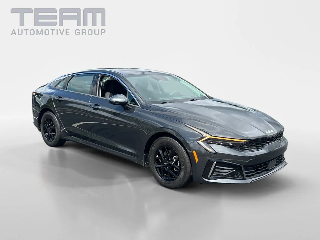 Used 2025 Gray Kia LXS image 1