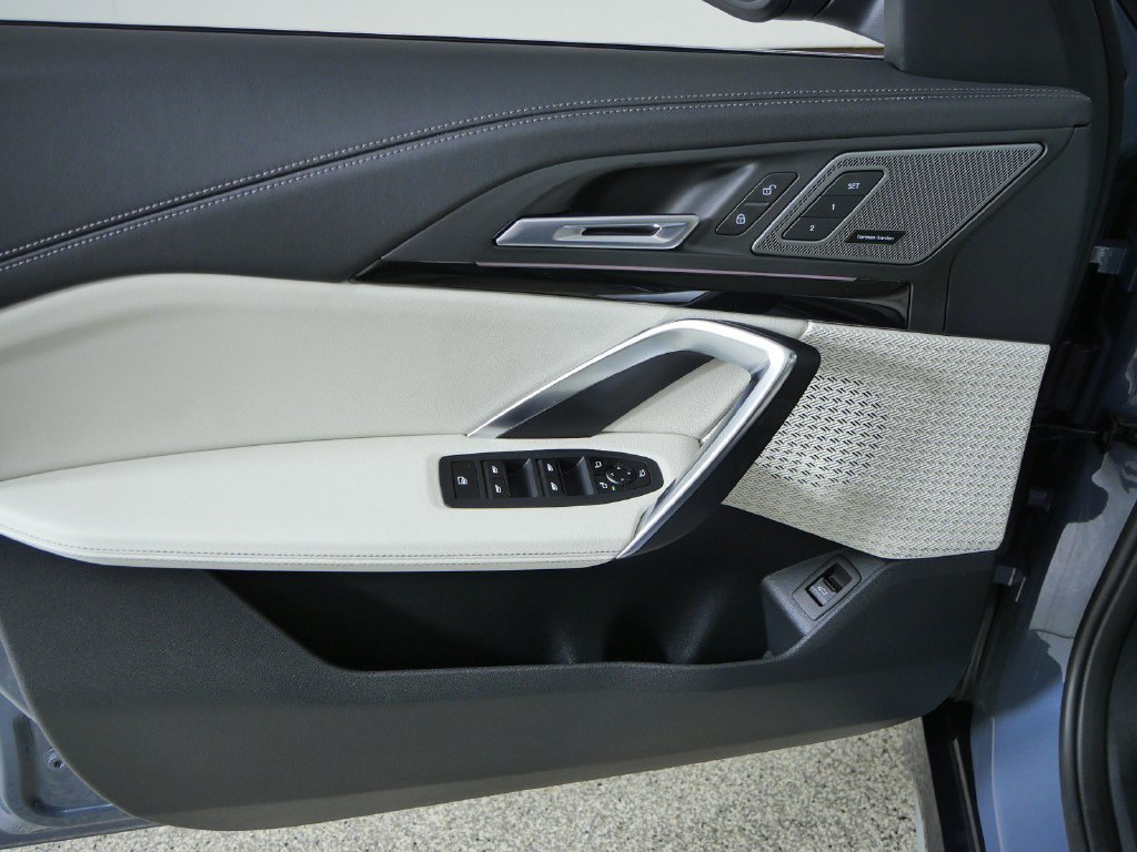 New 2027 Storm Bay Metallic BMW xDrive28i image 32