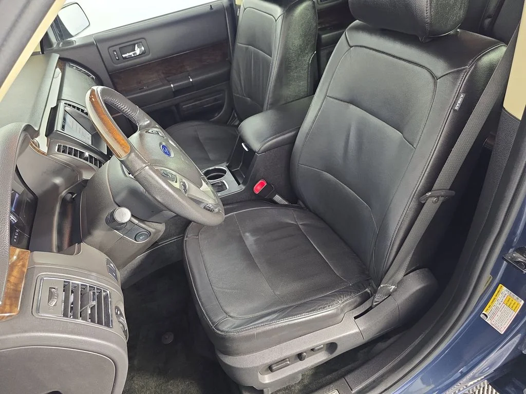 Used 2018 Blue Ford Limited image 12