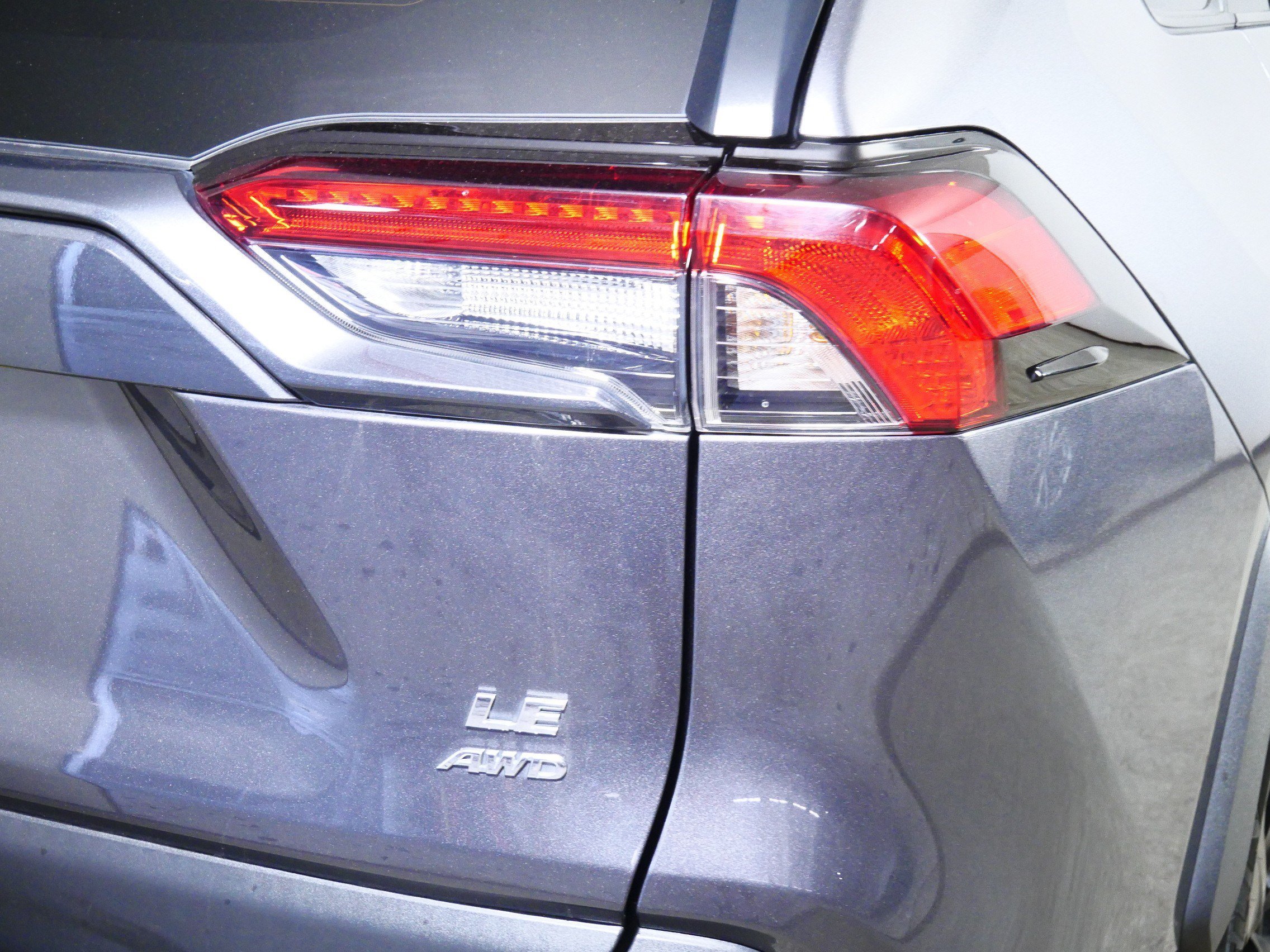 Used 2022 Gray Toyota LE image 17