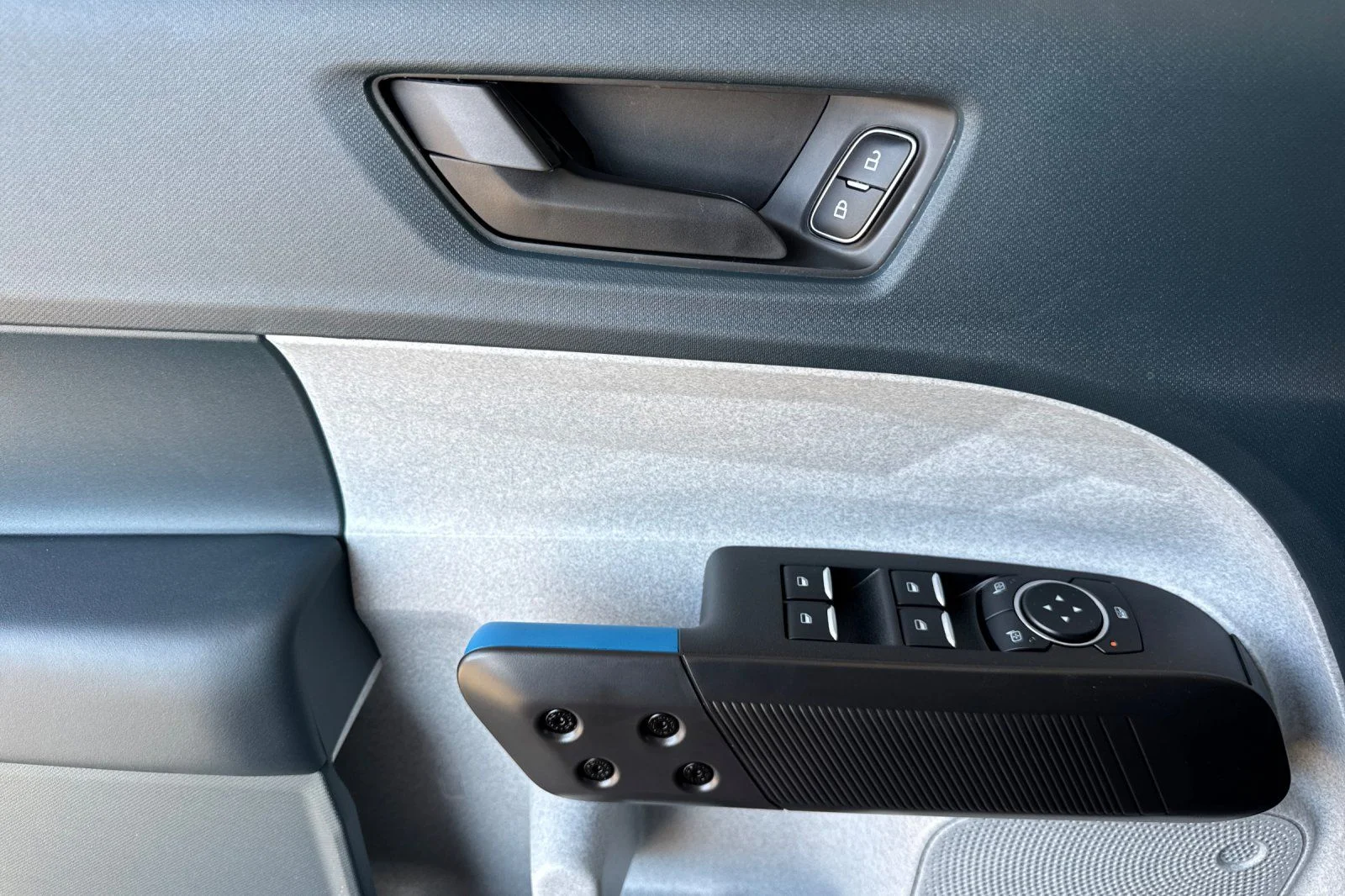 New 2026 Carbonized Gray Metallic Ford XLT image 14