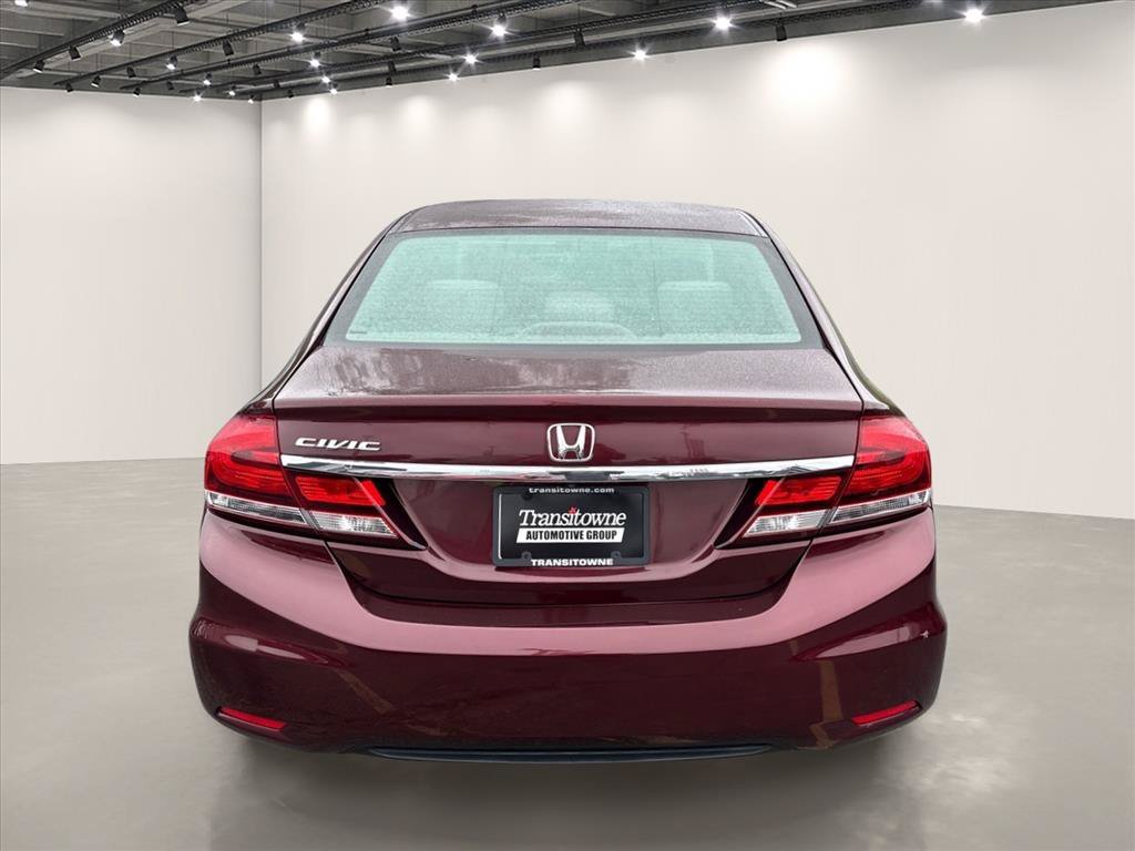 Used 2015 Red Honda LX image 6