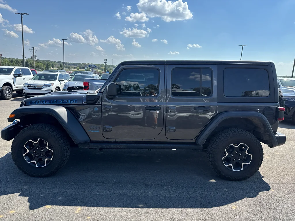 Used 2021 Granite Crystal Clearcoat Metallic Jeep Unlimited Rubicon image 8
