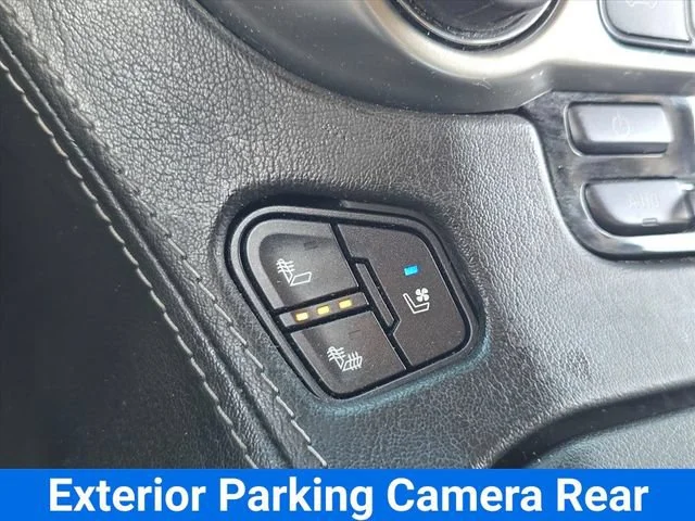 Certified Used 2018 SILVER ICE METALLIC Chevrolet Premier image 28
